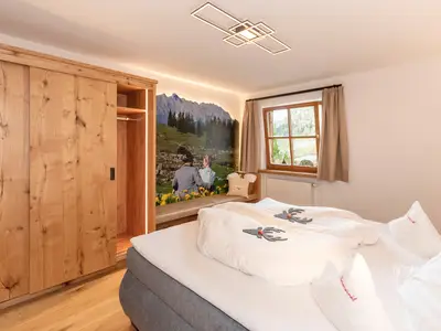 Schon mal in einem moderen Boxspringbett mit elektr. verstellbaren Kopf- Fußteil geschlafen?