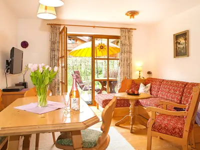 Wohnbereich mit Terrassenzugang