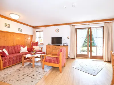 Wohnbereich mit Terrassenzugang