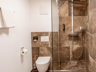 Badezimmer 1 Ansicht Dusche