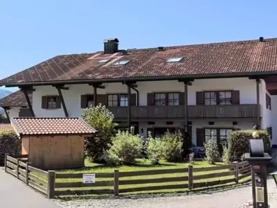 Ferienwohnung für 4 Personen (85 m²) in Reit im Winkl 1/10