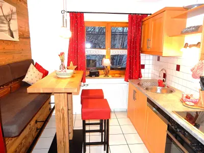 Ferienwohnung "Klausenberg": bestens ausgestatteter Küche mit Spülmaschine...