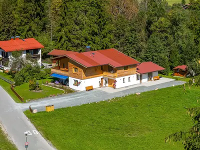Das Haus Alpina von oben
