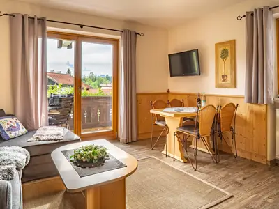 Ferienwohnung für 3 Personen (50 m²) in Reit im Winkl 2/10