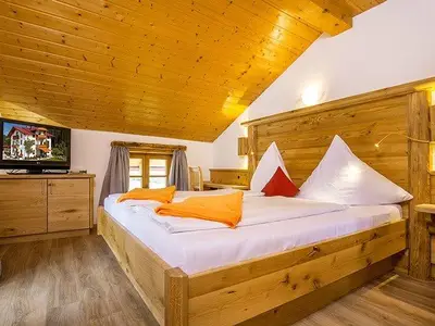 unsere Vier-Raumwohnung