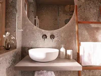 Badezimmer mit Dusche