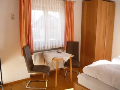 Schlafzimmer Zweiraum-Ferienwohnung