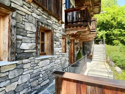 CHALET BERGSTUBE_ANSICHT_AUSSENBEREICH_2024