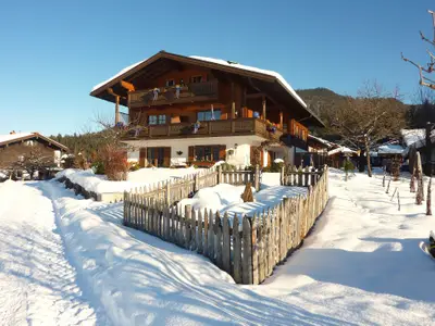 Herzlich Willkommen im "Gästehaus Schönfeld" im Winter...