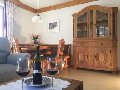 Wohnzimmer Ferienwohungen „Enzian“ Haus am Wiesbach