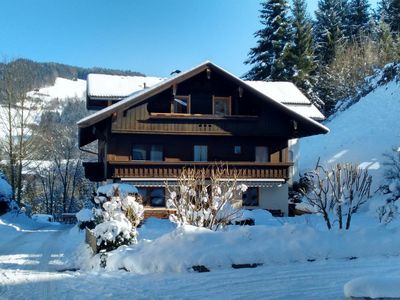 Winter Haus Luzia