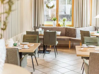 Alpina_2026_HR-37-2-19