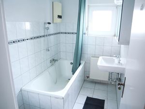 23639262-Ferienwohnung-5-Remscheid-300x225-5