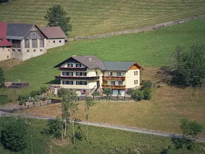 Ferienwohnung für 6 Personen (60 m²) in Rennweg am Katschberg 9/10