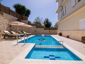 22136839-Ferienwohnung-8-Rethymno-300x225-2