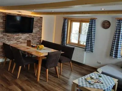 Breitenstein - Wohn- Essbereich