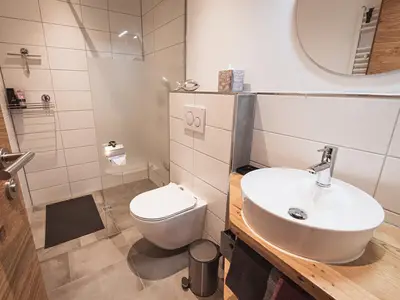 Badezimmer Wohnung 1