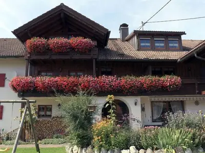 Ferienwohnung für 5 Personen (80 m²) in Rettenberg 4/10