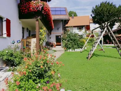 Ferienwohnung für 5 Personen (80 m²) in Rettenberg 5/10