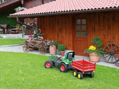 Ferienwohnung für 5 Personen (80 m²) in Rettenberg 9/10