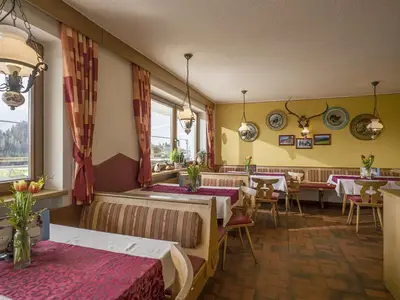 Gaststube und Frühstücksraum