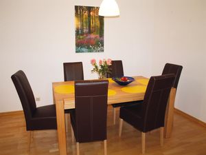 19175069-Ferienwohnung-6-Reutte-300x225-4