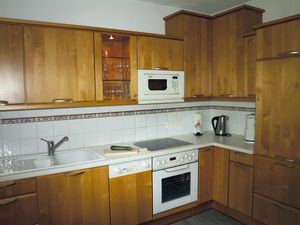 19175069-Ferienwohnung-6-Reutte-300x225-5