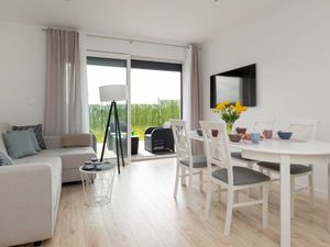 23458378-Ferienwohnung-8-Rewal-300x225-5