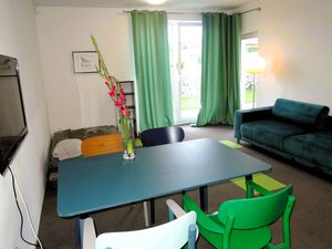 24038812-Ferienwohnung-3-Rewal-300x225-4