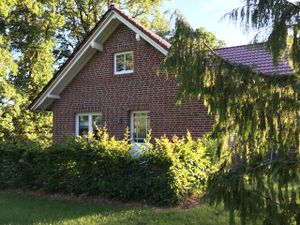 23982535-Ferienwohnung-3-Rhauderfehn-300x225-1