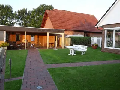 Ferienwohnung für 5 Personen (90 m²) in Rhauderfehn 8/10