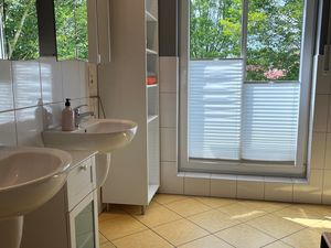 24054279-Ferienwohnung-4-Rheine-300x225-5