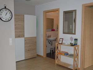 18571509-Ferienwohnung-6-Rheinhausen-300x225-1