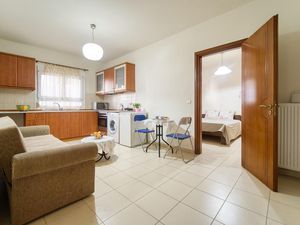 23938155-Ferienwohnung-2-Rhodes-300x225-5