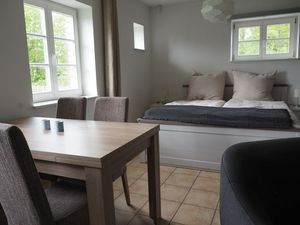 23876282-Ferienwohnung-2-Ribnitz-Damgarten-300x225-5