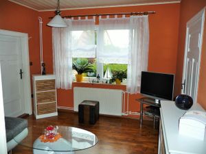 18049330-Ferienwohnung-5-Ribnitz-Damgarten-300x225-5