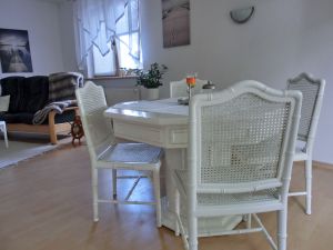 23965088-Ferienwohnung-4-Ribnitz-Damgarten-300x225-3