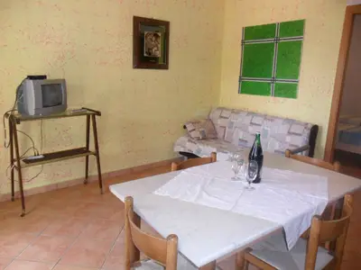 Ferienwohnung für 5 Personen (55 m²) in Ricadi 5/10