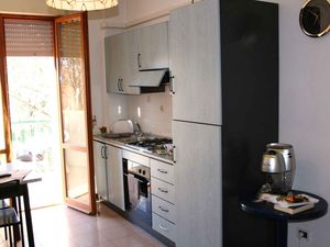 23897701-Ferienwohnung-4-Riccione-300x225-4