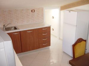 22452637-Ferienwohnung-6-Riccione-300x225-4