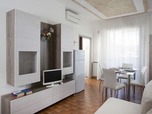 Ferienwohnung für 4 Personen (40 m²) in Riccione