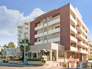 19351004-Ferienwohnung-4-Riccione-300x225-2