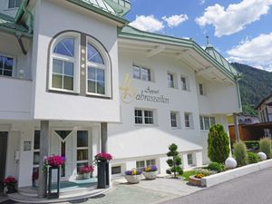 23859600-Ferienwohnung-4-Ried im Oberinntal-300x225-0