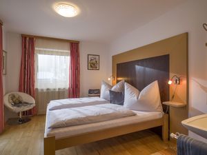 24034984-Ferienwohnung-8-Ried im Zillertal-300x225-4