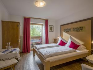 24034984-Ferienwohnung-8-Ried im Zillertal-300x225-5