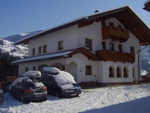 24035013-Ferienwohnung-4-Ried im Zillertal-300x225-1