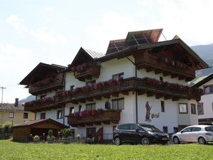 24035314-Ferienwohnung-8-Ried im Zillertal-300x225-5