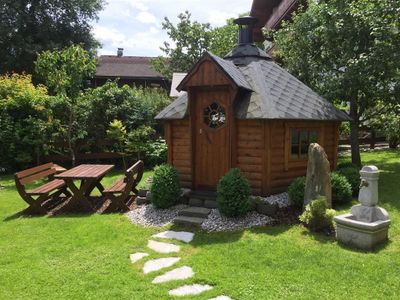 Grillhütte  mit Brunnen