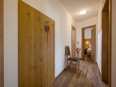 Flur im Hochleger