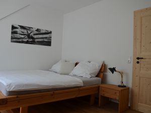 23646196-Ferienwohnung-4-Riedenburg-300x225-4